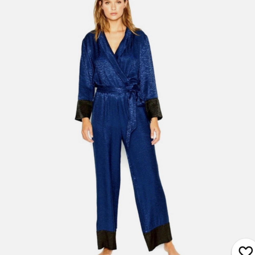 NWT Victoria Secret Pajama Zebra Jumpsuit Jumper Medium Blue Black Retail $150
